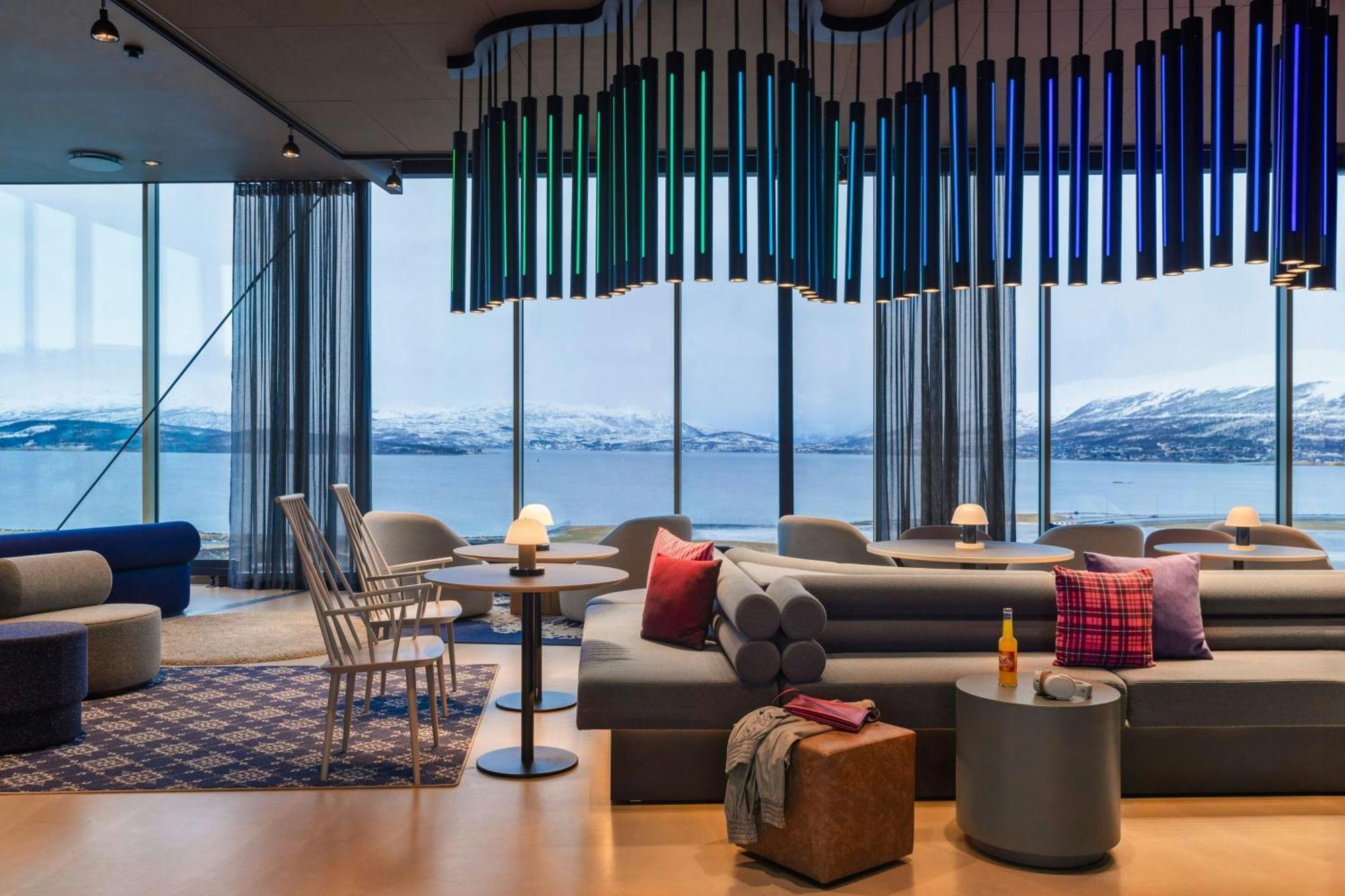 Moxy Tromso Hotel Exterior foto